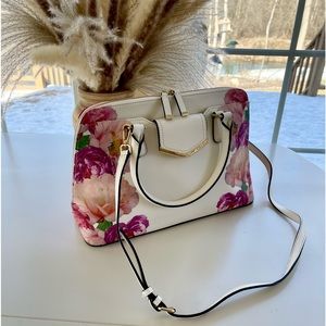 CALVIN KLEIN floral spring purse handbag
